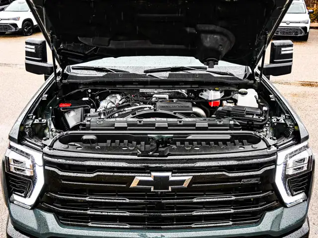 2025 Chevrolet Silverado 3500HD LTZ Trail Boss Edition - Photo 9