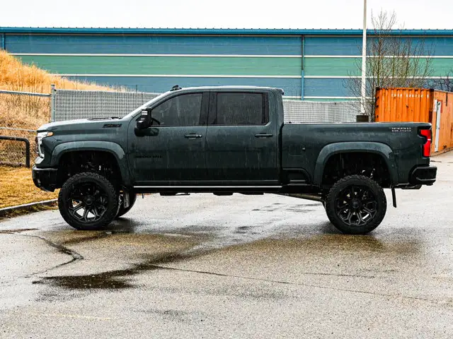 2025 Chevrolet Silverado 3500HD LTZ Trail Boss Edition - Photo 10