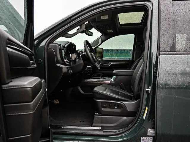 2025 Chevrolet Silverado 3500HD LTZ Trail Boss Edition - Photo 17