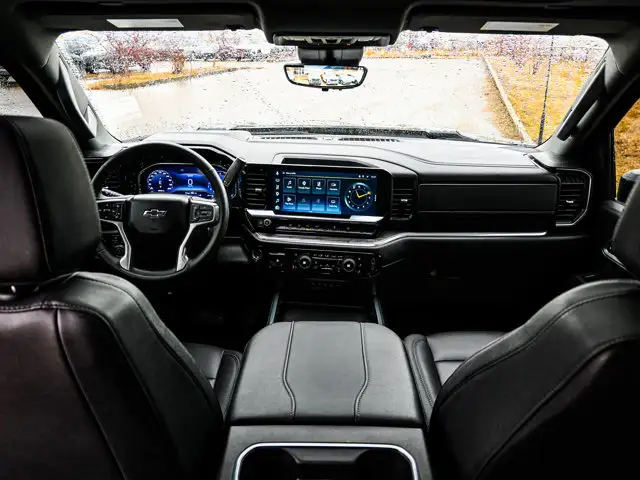 2025 Chevrolet Silverado 3500HD LTZ Trail Boss Edition - Photo 35