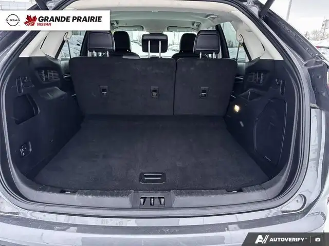 2024 Ford Edge Titanium | AWD | Cross Traffic Alerts - Photo 16