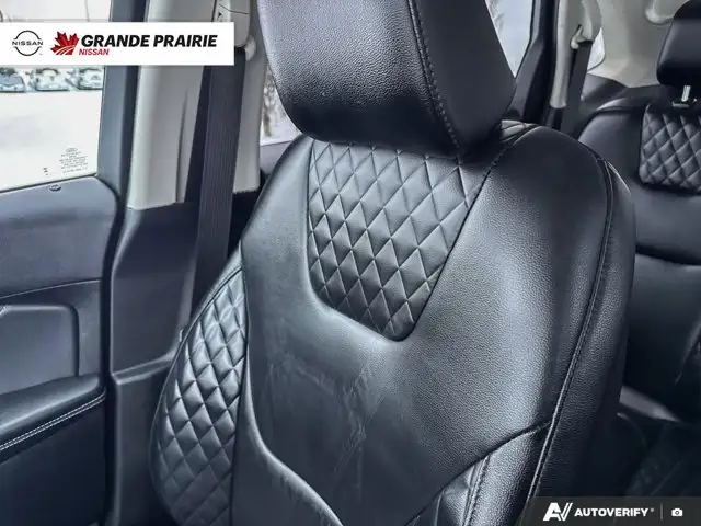 2024 Ford Edge Titanium | AWD | Cross Traffic Alerts - Photo 24