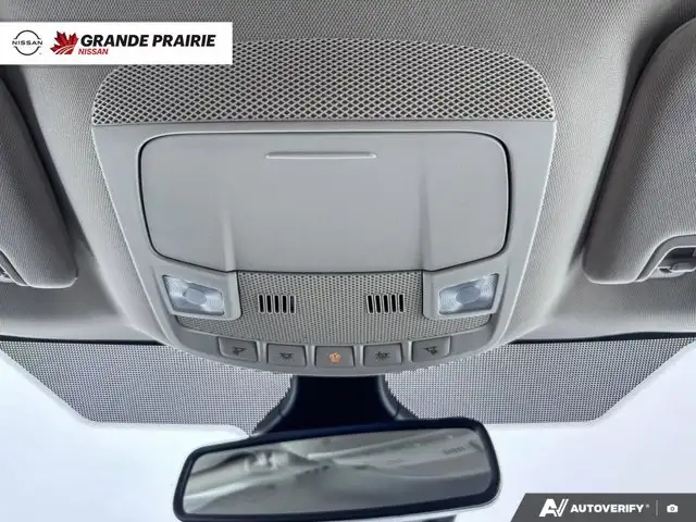 2024 Ford Edge Titanium | AWD | Cross Traffic Alerts - Photo 25