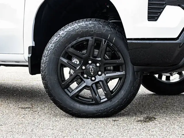 2026 Chevrolet Silverado 1500 LT Trail Boss - Photo 9