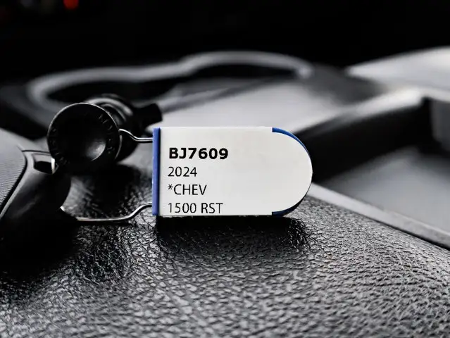 2024 Chevrolet Silverado 1500 RST 3.0L - Photo 30