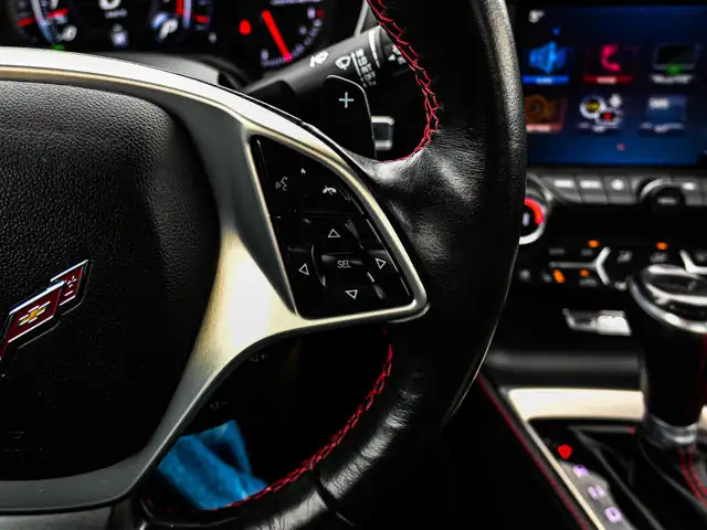 2016 Chevrolet Corvette Z51 3LT Convertible 6.2L - Photo 23