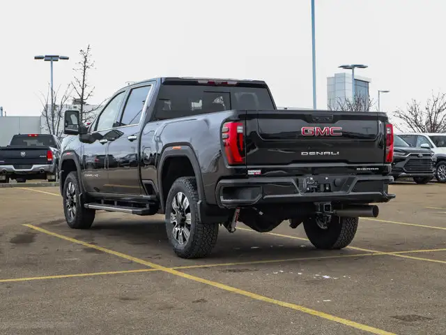 2026 GMC Sierra 3500HD Denali - Photo 6