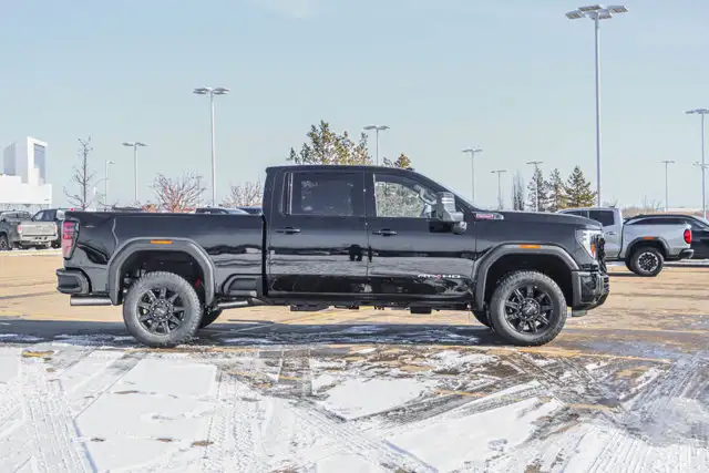 2026 GMC Sierra 3500HD AT4 - Photo 10