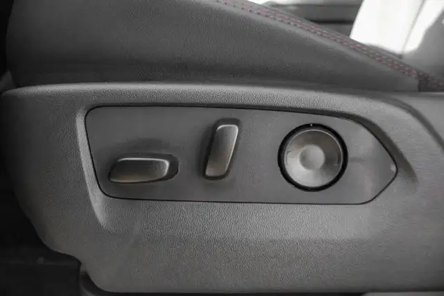 2026 GMC Sierra 3500HD AT4 - Photo 16