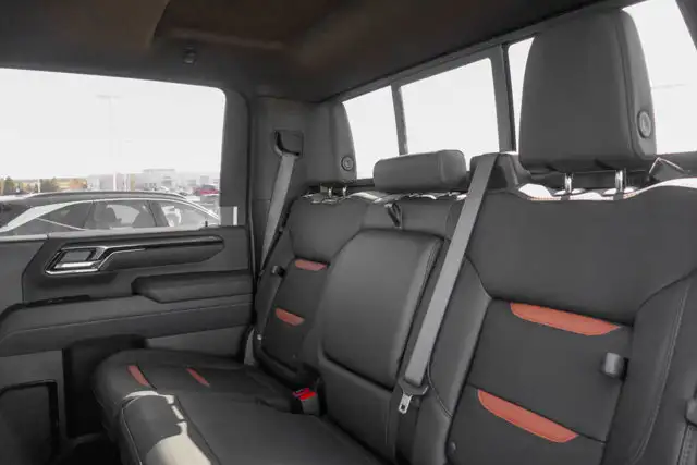 2026 GMC Sierra 3500HD AT4 - Photo 34