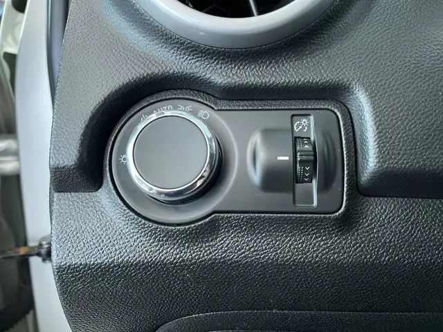 2016 Chevrolet Trax LT - Photo 28