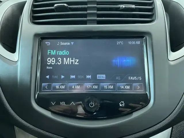 2016 Chevrolet Trax LT - Photo 31