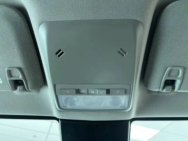 2016 Chevrolet Trax LT - Photo 36