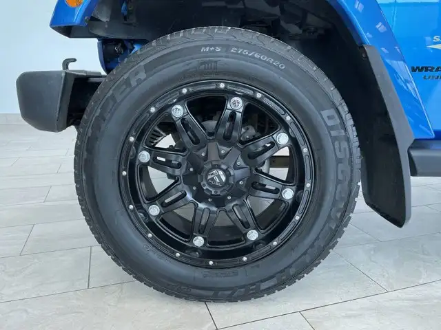 2015 Jeep Wrangler Unlimited Sahara - Photo 17