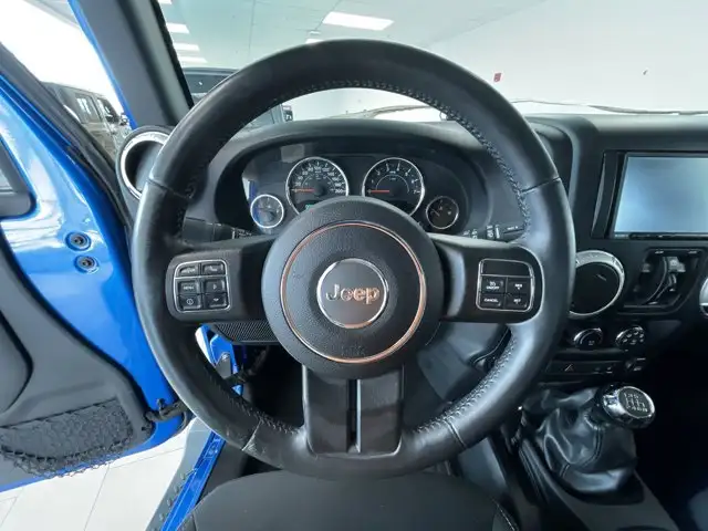 2015 Jeep Wrangler Unlimited Sahara - Photo 27