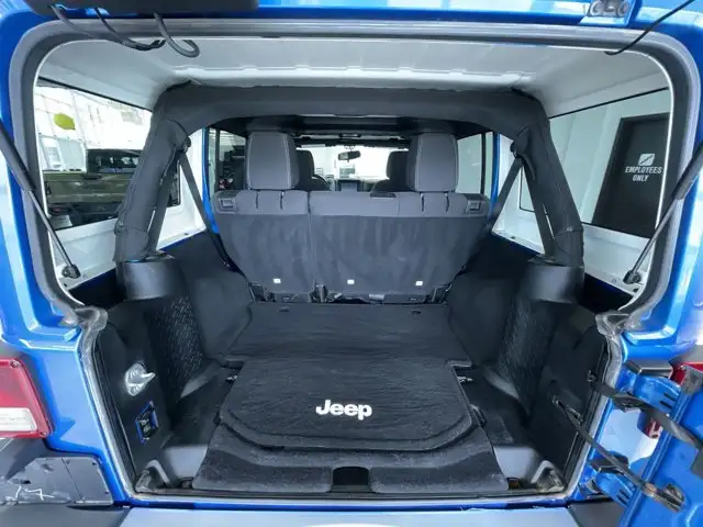 2015 Jeep Wrangler Unlimited Sahara - Photo 42