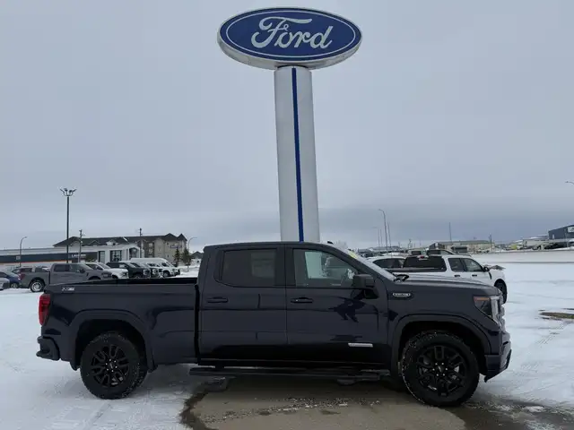 2024 GMC Sierra 1500 ELEVATION / 5.3L V8! / 6.5FT BOX! / TITANIU - Photo 3