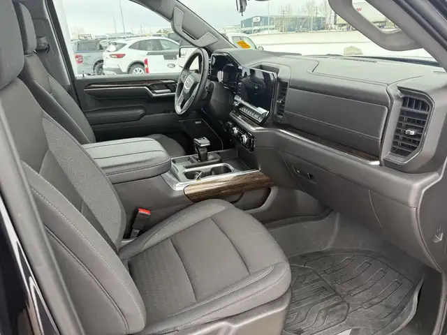 2024 GMC Sierra 1500 ELEVATION / 5.3L V8! / 6.5FT BOX! / TITANIU - Photo 10