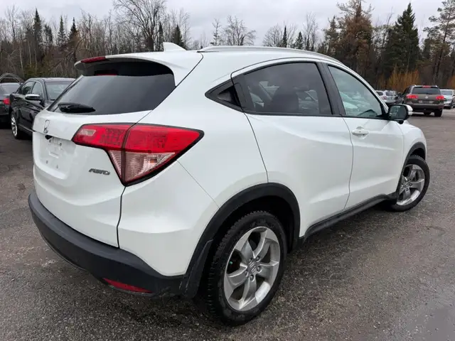 2016 HONDA HR-V EX-L W/NAVI | AWD | CLEAN CARFAX - Photo 6