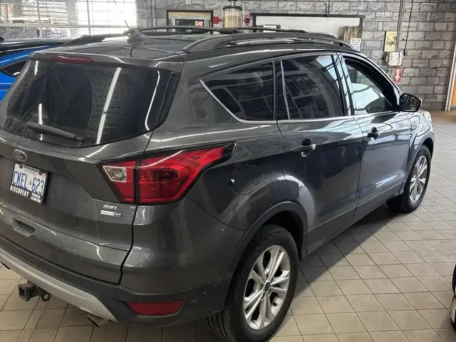 2019 FORD ESCAPE SEL EDITION | 4WD | 1 OWNER | - Photo 5