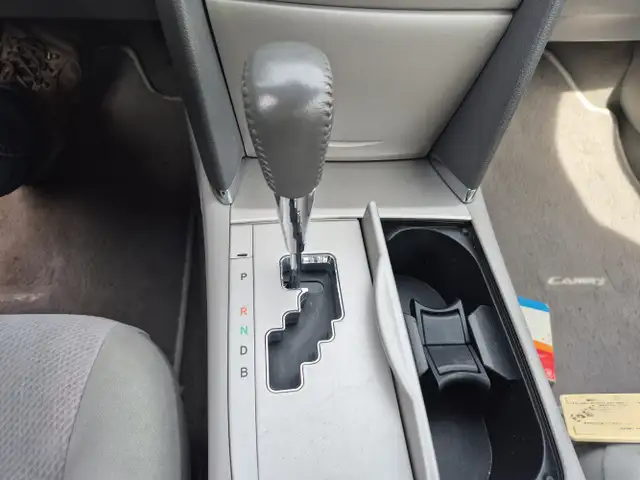 2011 Toyota Camry Hybrid - Photo 20