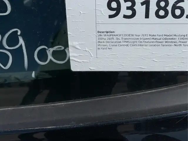 2015 Ford Mustang - Photo 21