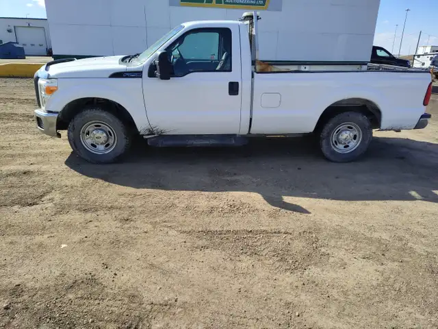 2012 Ford F-250 Super Duty - Photo 2