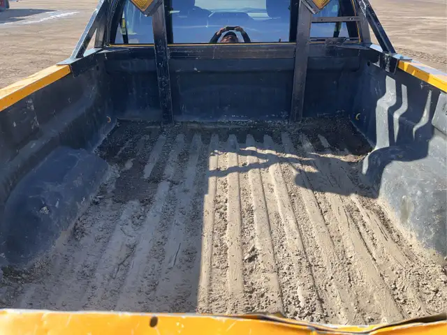 2011 GMC Sierra 2500HD - Photo 4