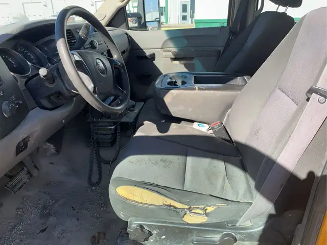 2011 GMC Sierra 2500HD - Photo 14