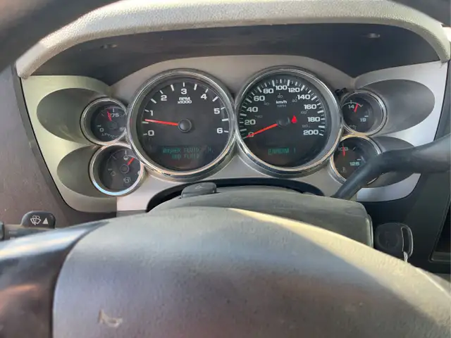 2011 GMC Sierra 2500HD - Photo 15