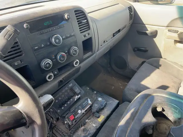 2011 GMC Sierra 2500HD - Photo 18