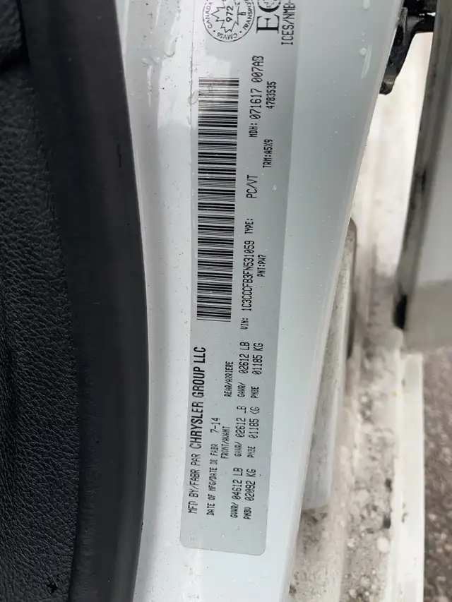 2015 Chrysler 200 - Photo 20