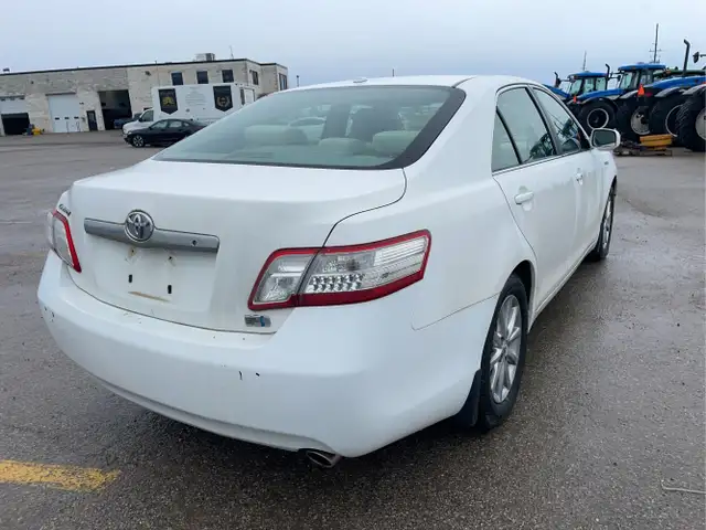 2010 Toyota Camry Hybrid - Photo 5