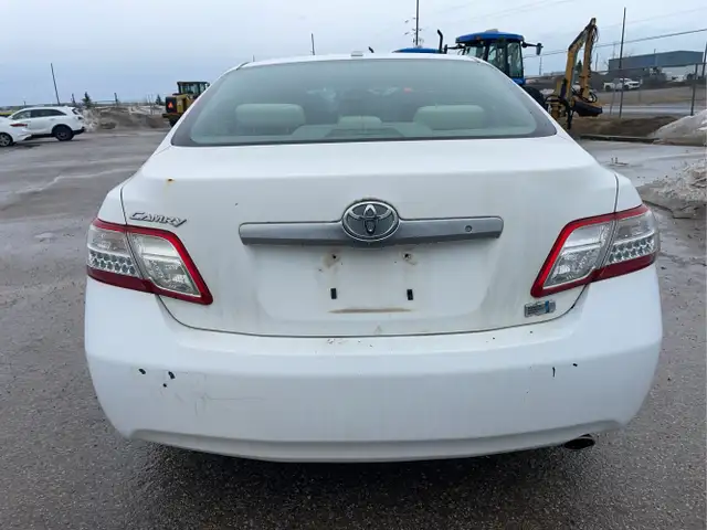 2010 Toyota Camry Hybrid - Photo 6