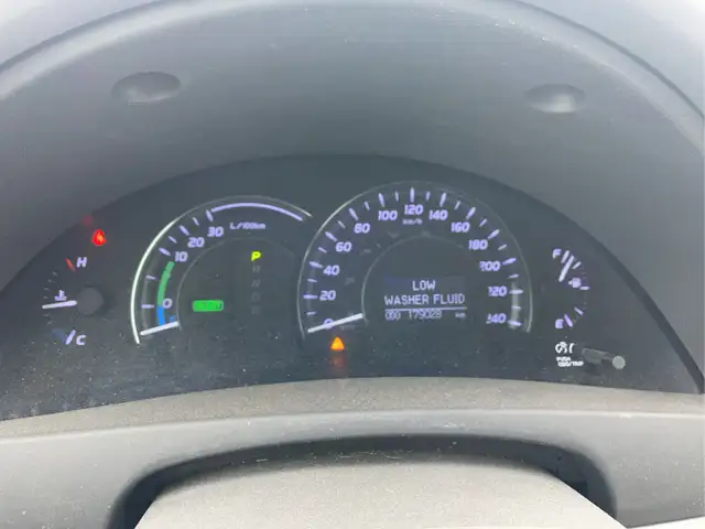 2010 Toyota Camry Hybrid - Photo 11