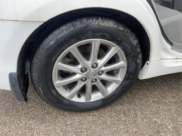 2010 Toyota Camry Hybrid - Photo 23