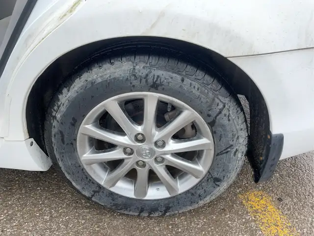 2010 Toyota Camry Hybrid - Photo 24