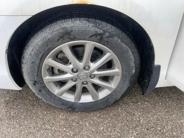 2010 Toyota Camry Hybrid - Photo 25