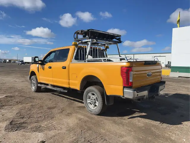 2017 Ford F-250 Super Duty - Photo 3