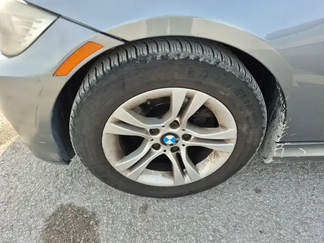 2011 BMW 3 Series - Photo 21