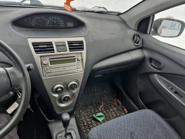 2009 Toyota Yaris - Photo 16
