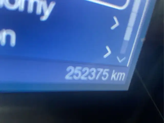 2015 Ford Taurus - Photo 16