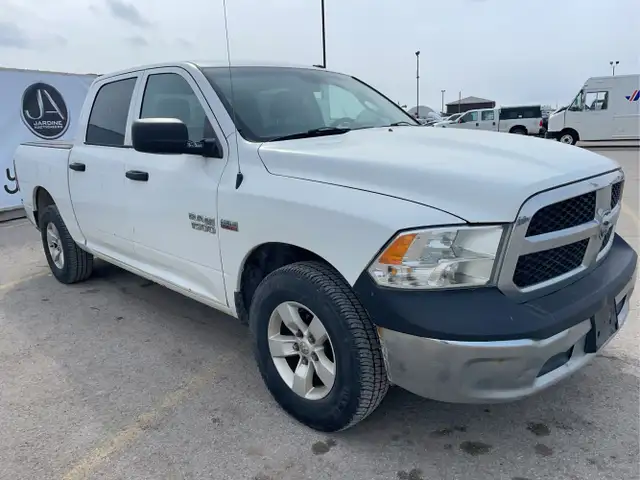 2015 Ram 1500 - Photo 3