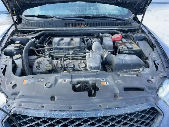 2017 Ford Taurus - Photo 9