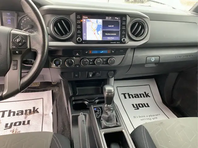 2020 Toyota Tacoma - Photo 12