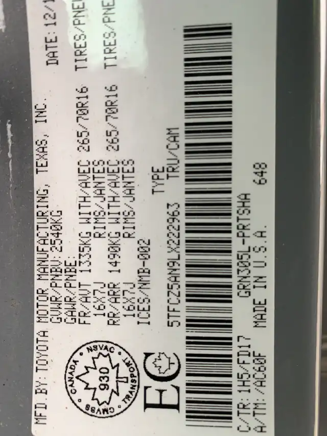 2020 Toyota Tacoma - Photo 16