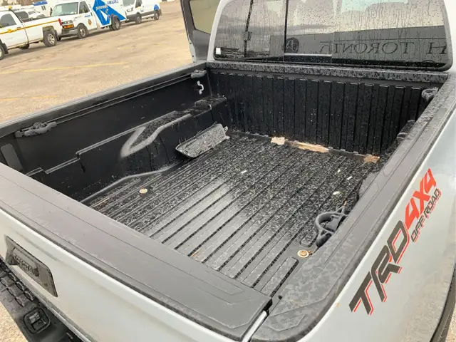 2020 Toyota Tacoma - Photo 21