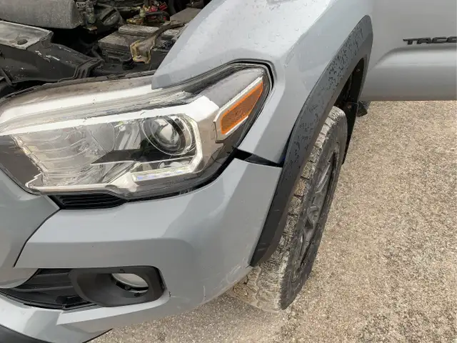 2020 Toyota Tacoma - Photo 25