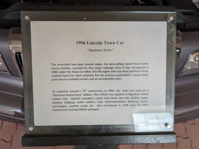 1996 Lincoln Town Car - Photo 4