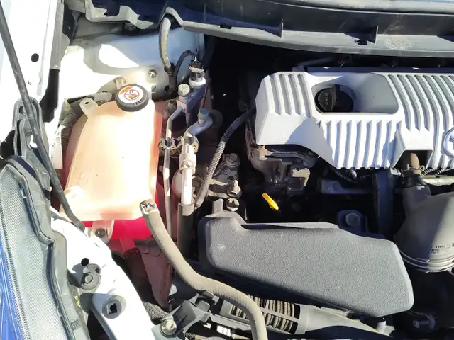 2017 Toyota Prius V - Photo 23